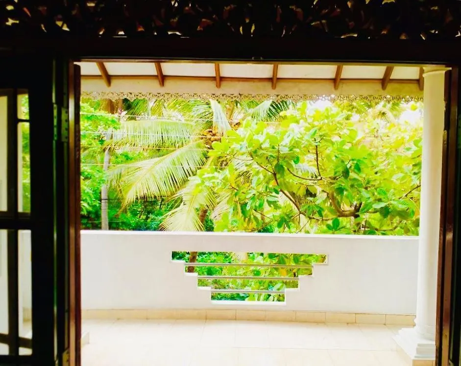 The Tourist Balcony Apartment Negombo Homestay