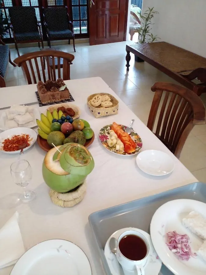Homestay The Tourist Balcony Apartment Negombo